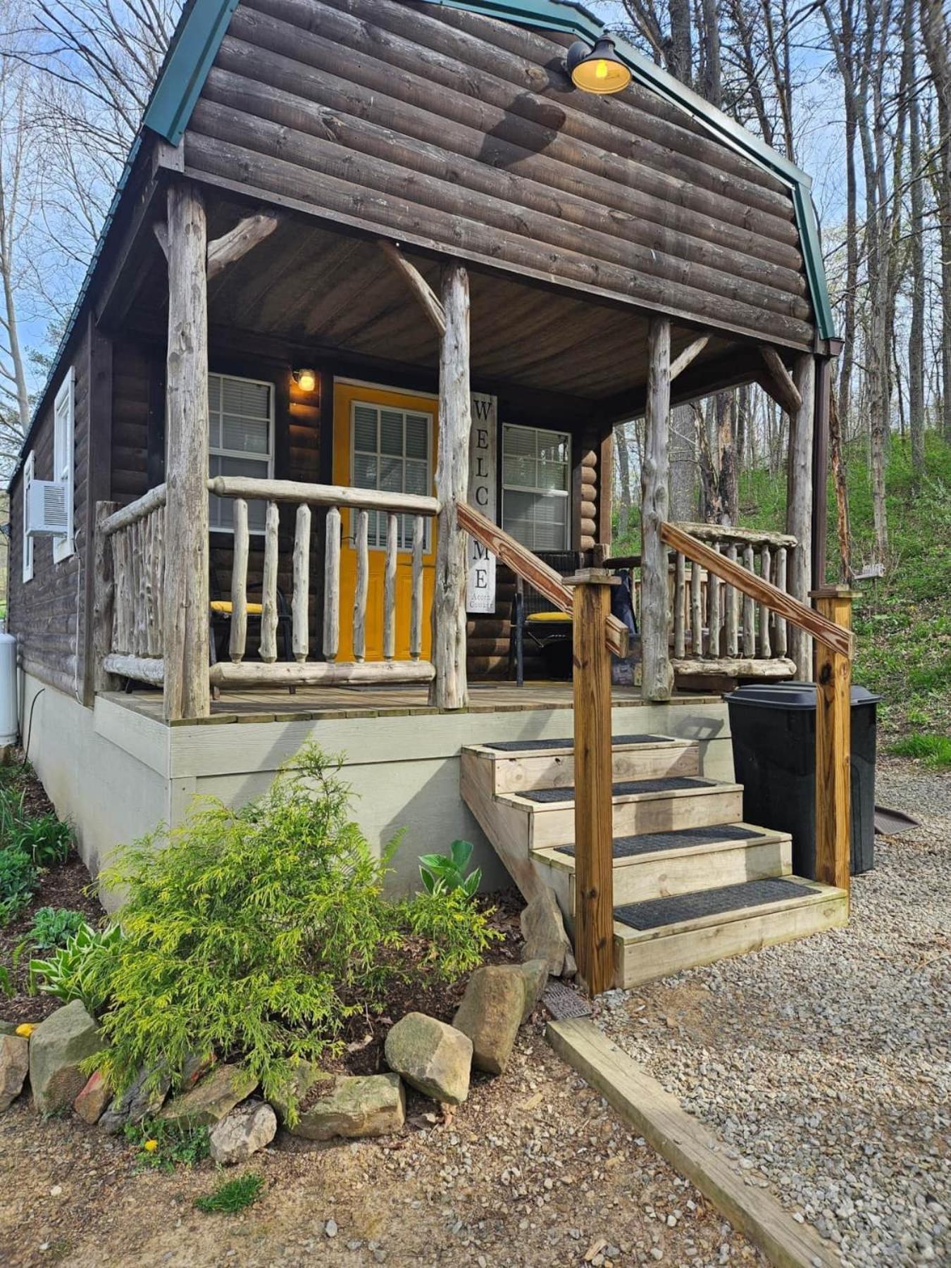 Acorn Cottage At Hocking Vacations Логан Экстерьер фото